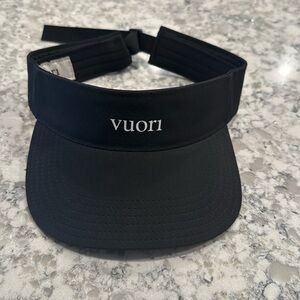 Men’s new Vuori visor